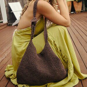 Coastal Crush Straw Tote